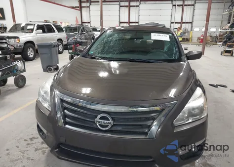 2015 Nissan Altima 2.5 Sv z USA, uszkodzony, nr VIN 1N4AL3AP9FC122281